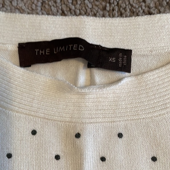 The Limited Lace Side Sweater - Picture 2 of 5